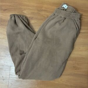 Shekou Sweat pants/joggers Size S